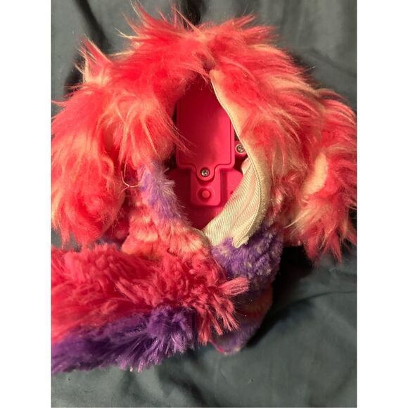 Moose toys magic mixies interactive doll - Picture 3 of 4